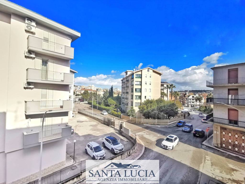 Appartamento a Canicattì in Via Fasci Siciliani - Foto 4