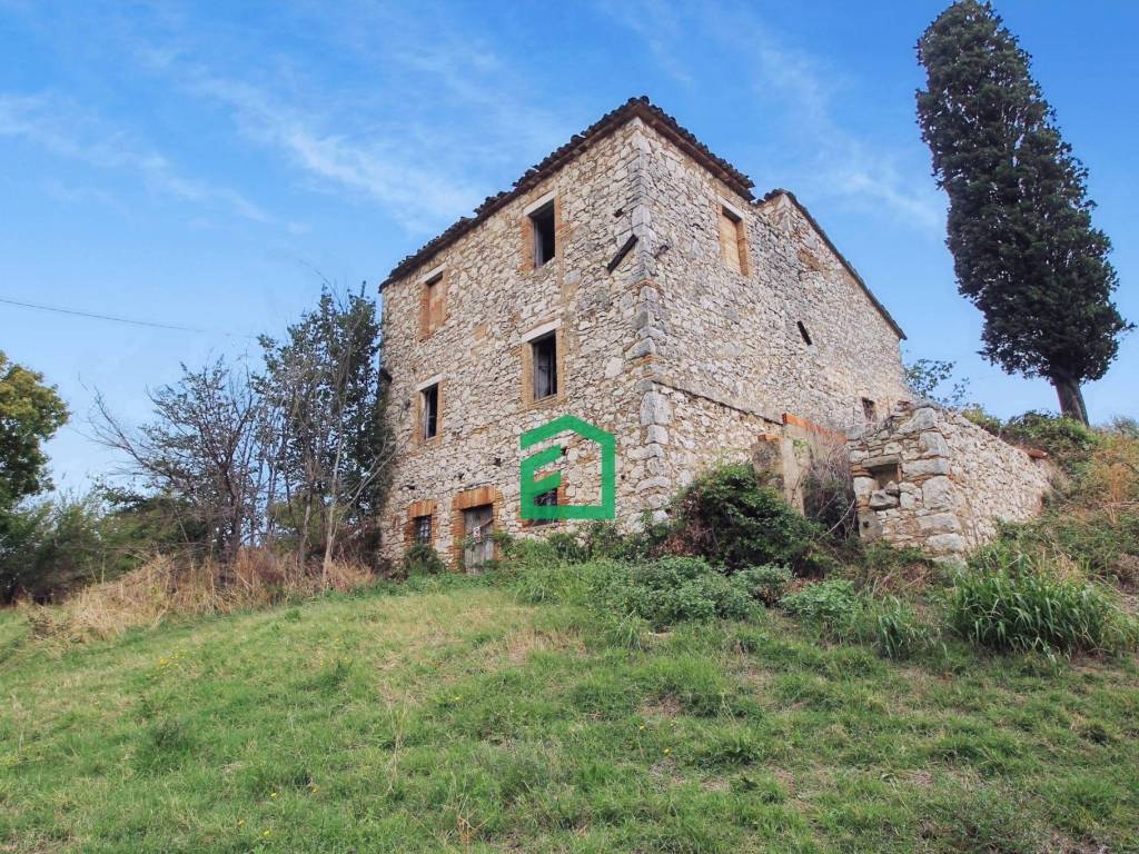 Rustico / casale a Guardea - Foto 2