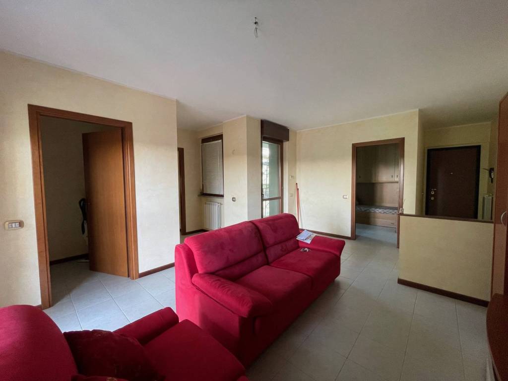 Appartamento a Gallarate in Via Monte Leone - Foto 5