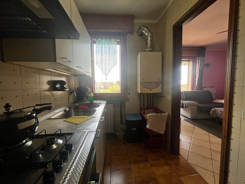 Appartamento a Viadana in Via Ferruccio Parri, 13 - Foto 4