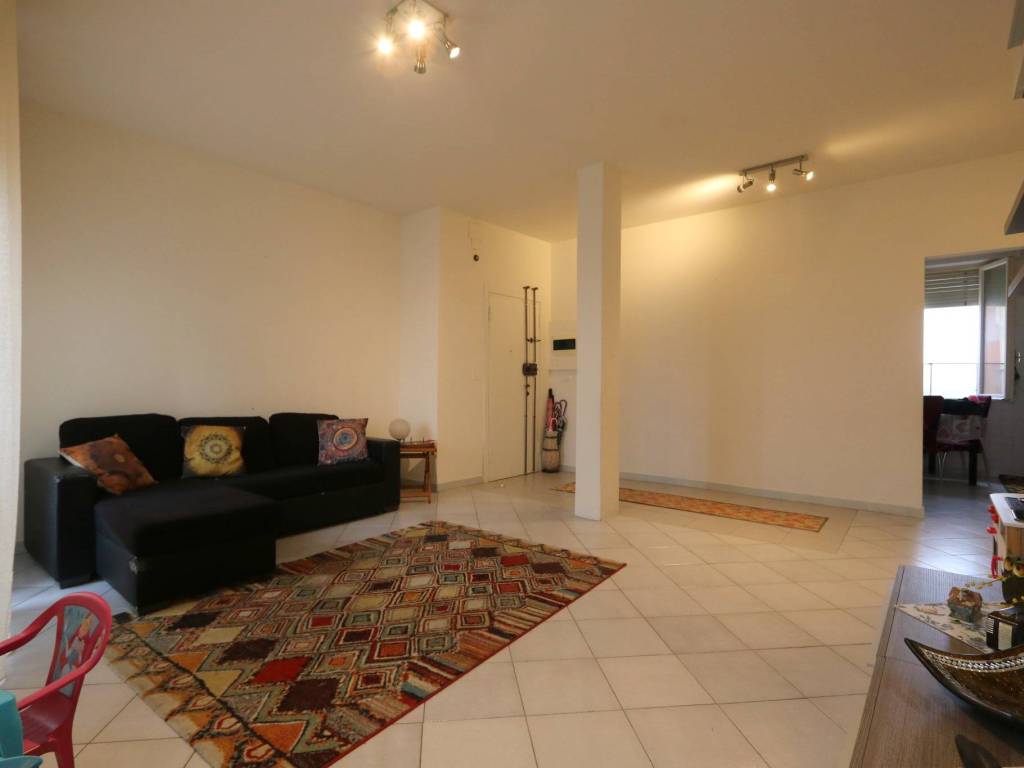 Appartamento a Cascina in Via Cesare Battisti - Foto 2