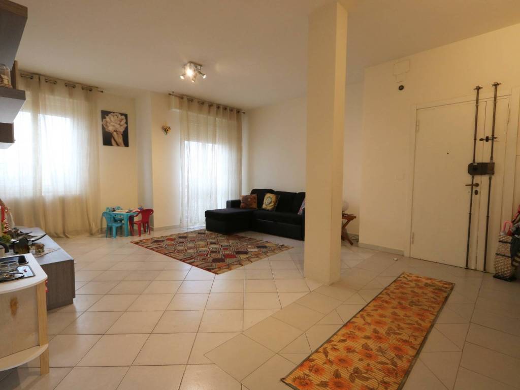 Appartamento a Cascina in Via Cesare Battisti - Foto 4