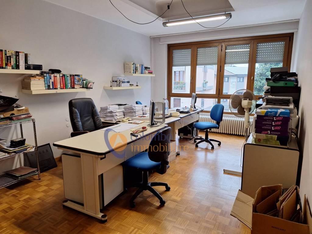 Immobile a Busto arsizio in largo Gaetano Giardino, 7 - Foto 2