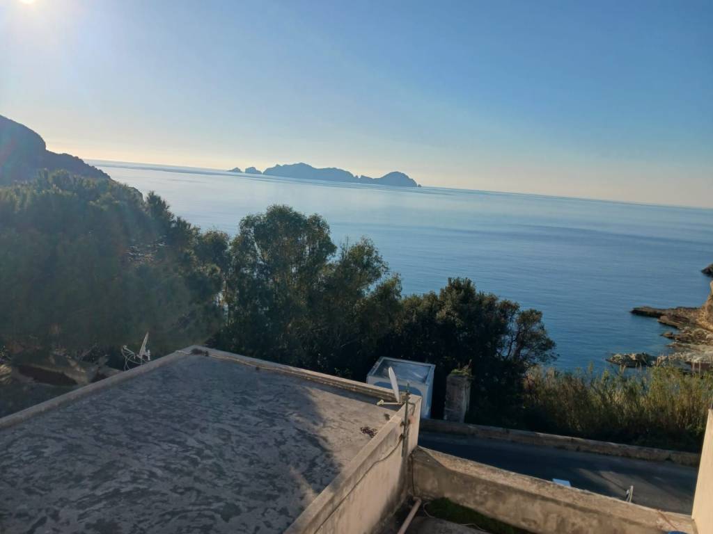Appartamento a Ponza in via cavatella - Foto 2