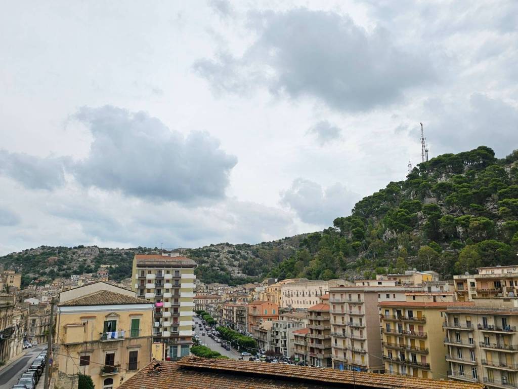 Appartamento a Modica in Via Vittorio Veneto, 1621 - Foto 2