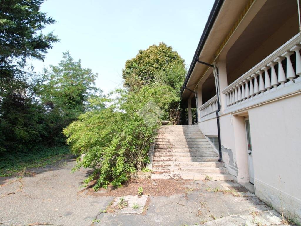 Villa a Poggio rusco in Via abetone brennero, 181 - Foto 3