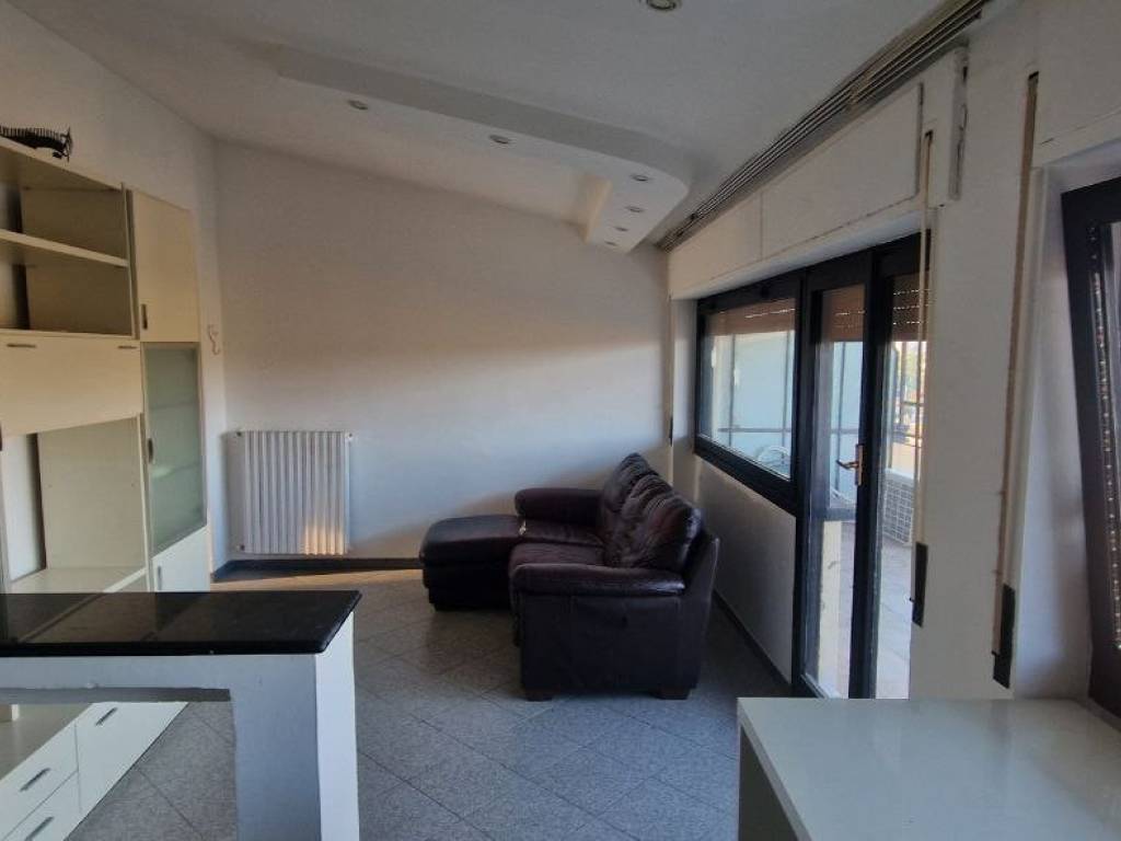 Appartamento a Venegono inferiore in Via Alessandro Manzoni, 105 - Foto 4