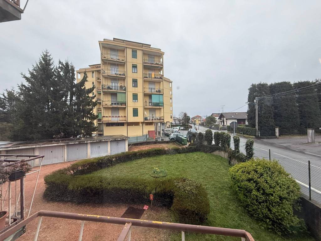 Appartamento a Arona in Via Monte Nero, 28 - Foto 2