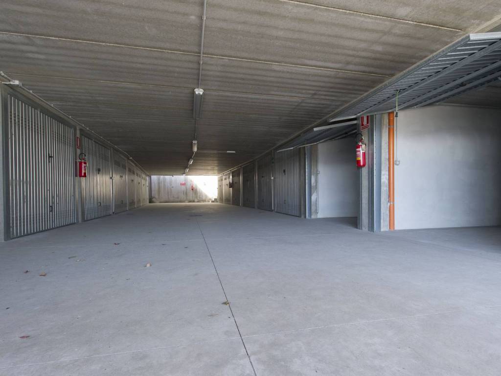 Box / garage a Meina in Via Sempione, 55 - Foto 5