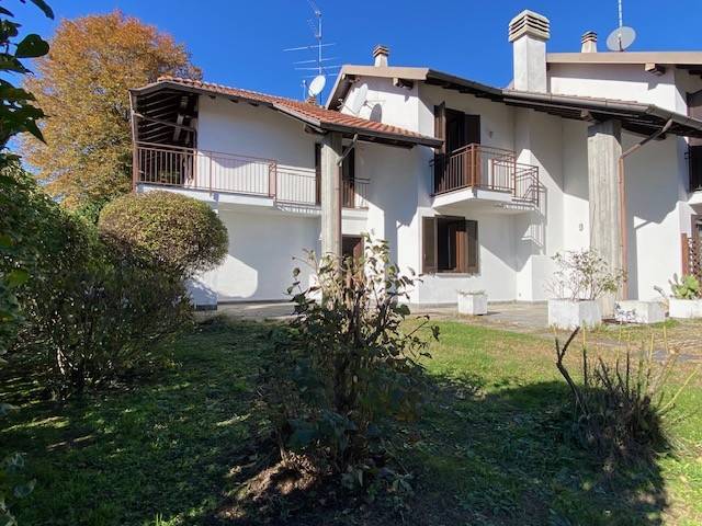 Villetta a schiera a Taino in Via Como, 31 - Foto 2