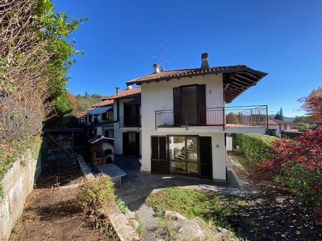 Villetta a schiera a Taino in Via Como, 31 - Foto 4