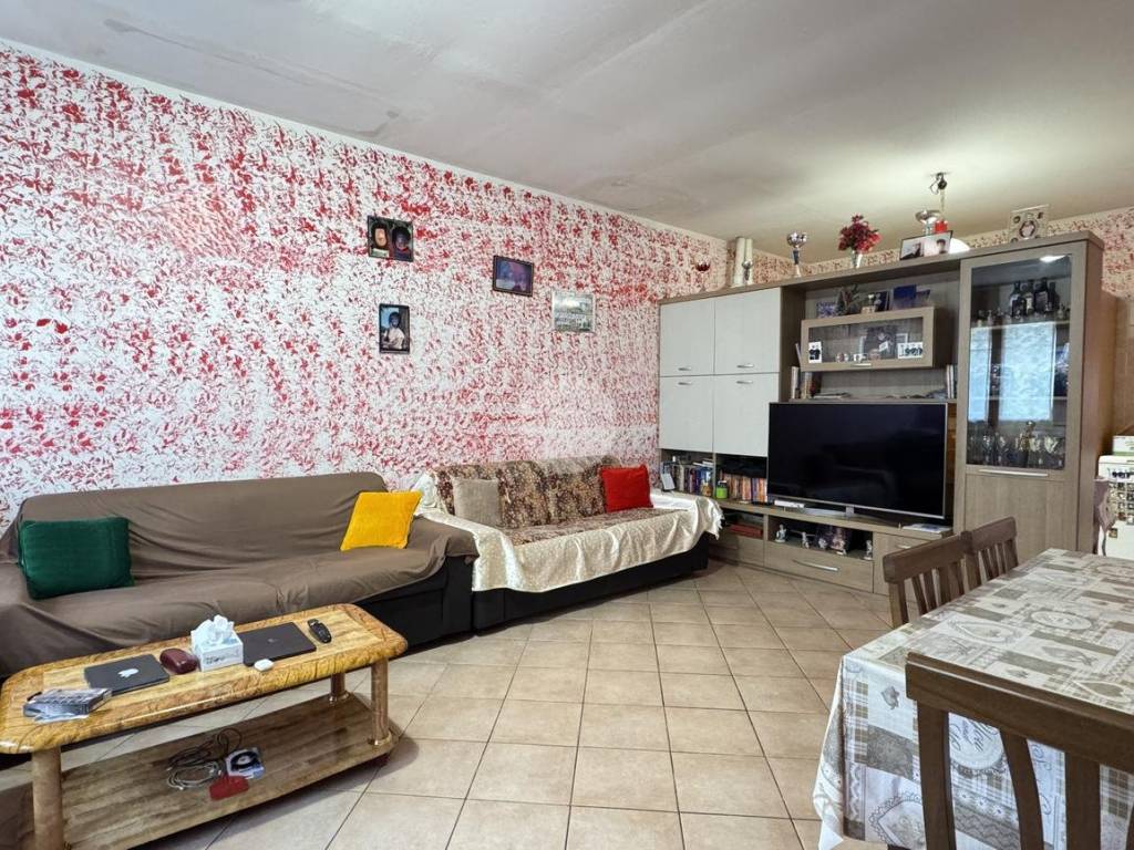 Appartamento a Curtatone - Foto 2