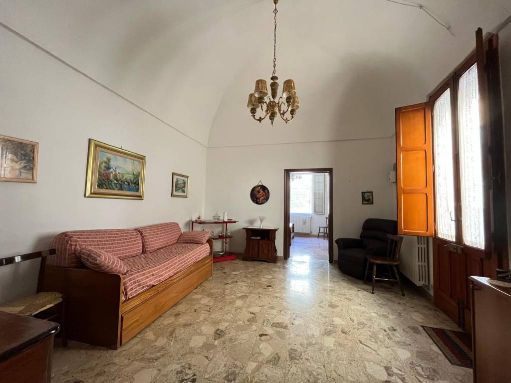 Appartamento a Francavilla fontana in Via Lorenzo Forleo, 28 - Foto 3