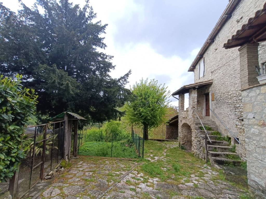 Rustico / casale a Spoleto in Località Torrecola-Acquaiura, 9 - Foto 2