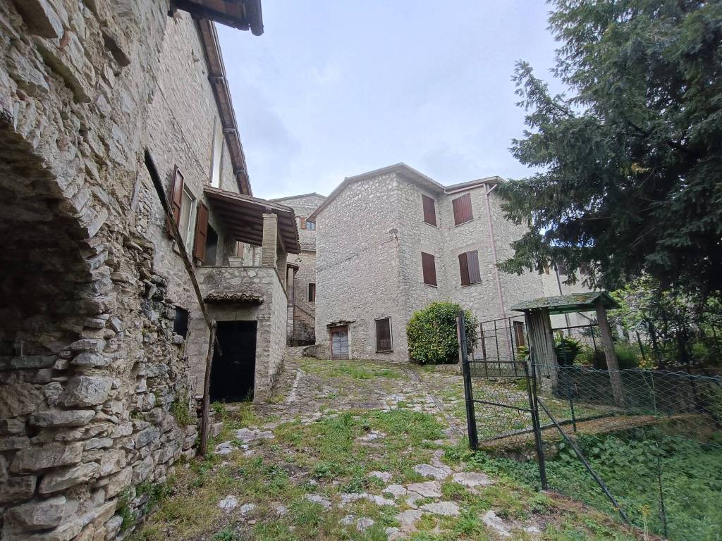 Rustico / casale a Spoleto in Località Torrecola-Acquaiura, 9 - Foto 3