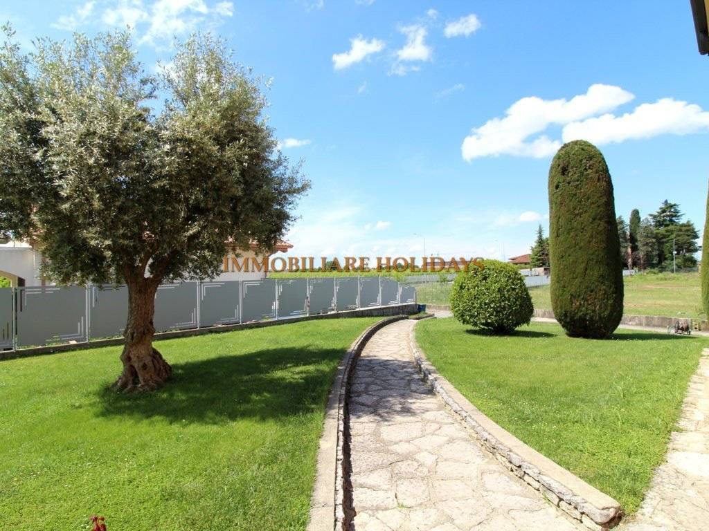 Appartamento a Peschiera del garda in Via Lugana, 12 - Foto 2