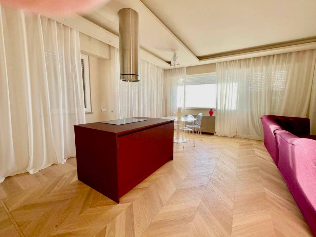 Appartamento a Viareggio in Viale Alfredo Belluomini - Foto 5