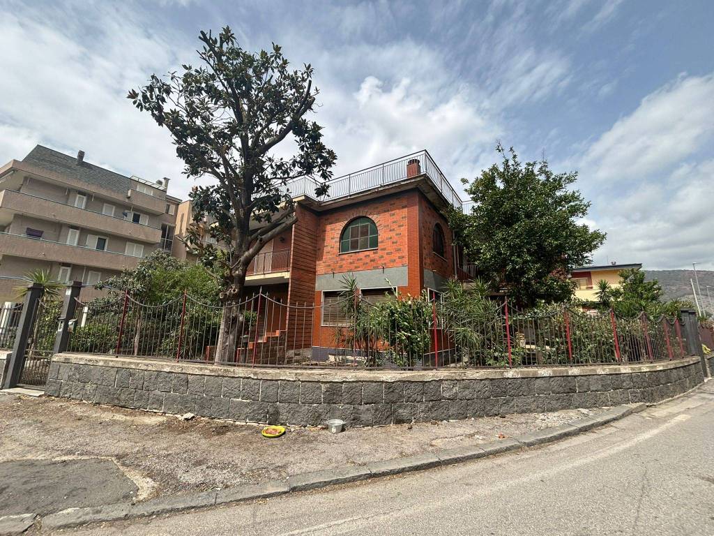 Villa a Roccapiemonte - Foto 3