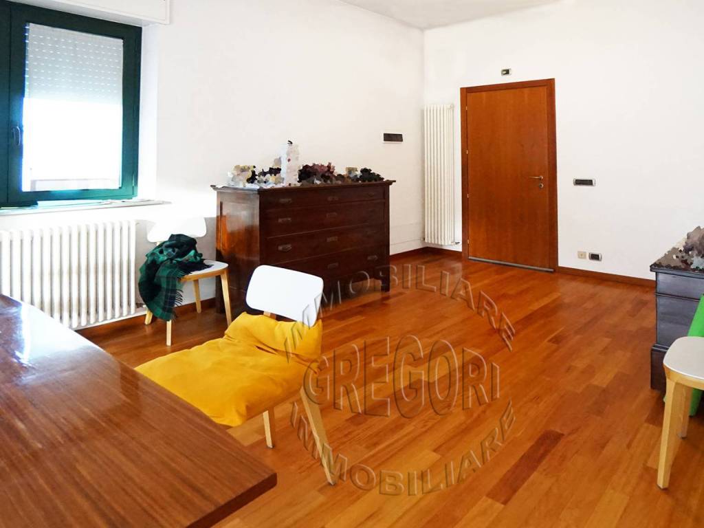 Attico / mansarda a Porto san giorgio in Via Giochi Olimpici, 12 - Foto 3