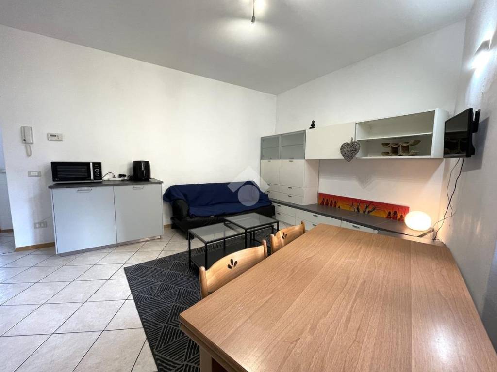Appartamento a Mezzolombardo in Via de Varda E. - Foto 2