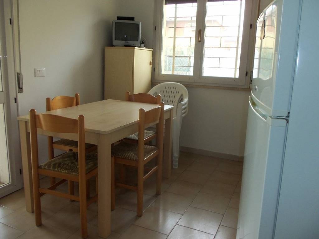 Appartamento a Comacchio in Viale Antonio La Marmora, 6 - Foto 4