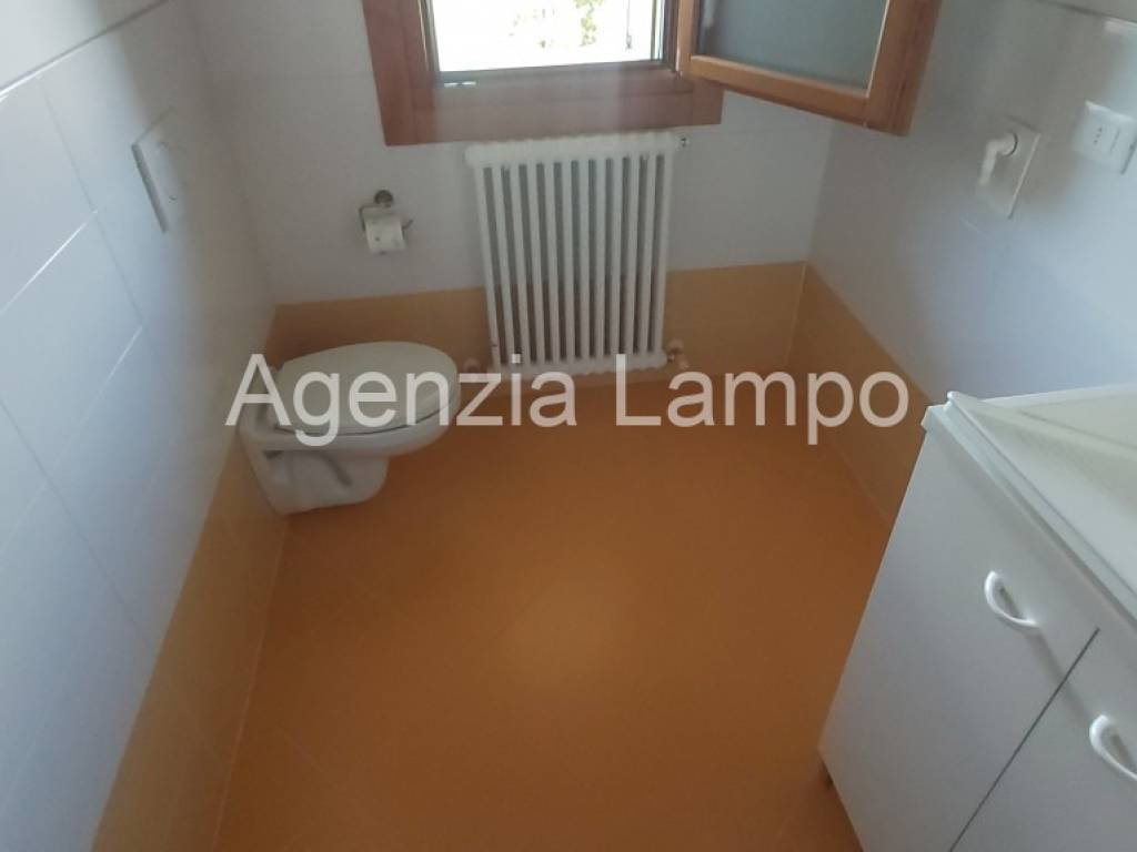 Appartamento a Cordenons in Piazza San Pietro - Foto 5