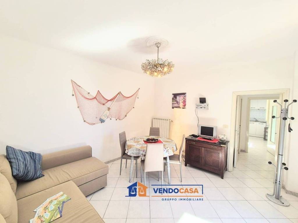 Appartamento a Finale ligure in Via Generale Enrico Caviglia - Foto 3