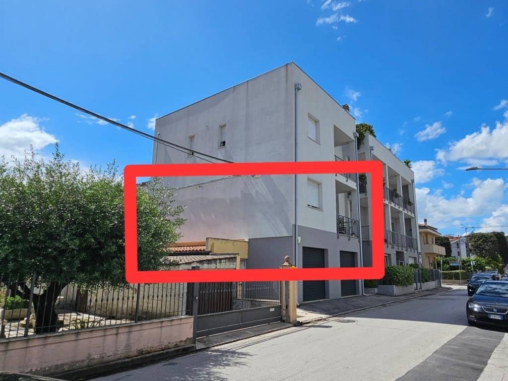 Appartamento a Civitanova marche in Via Alessandro Manzoni, 62 - Foto 4
