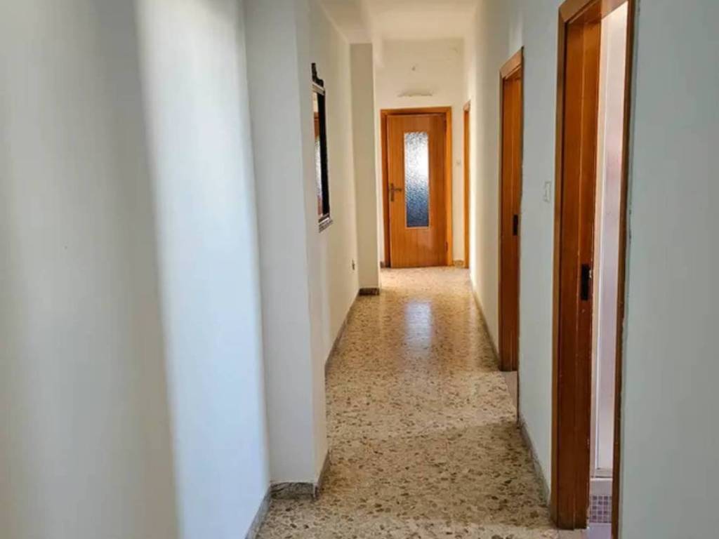 Appartamento a Vico del gargano in Via Leonardo Miglionico - Foto 4