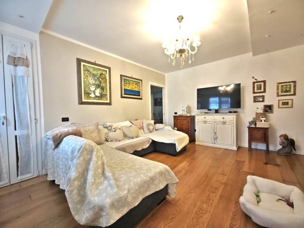 Appartamento a Cecina - Foto 2