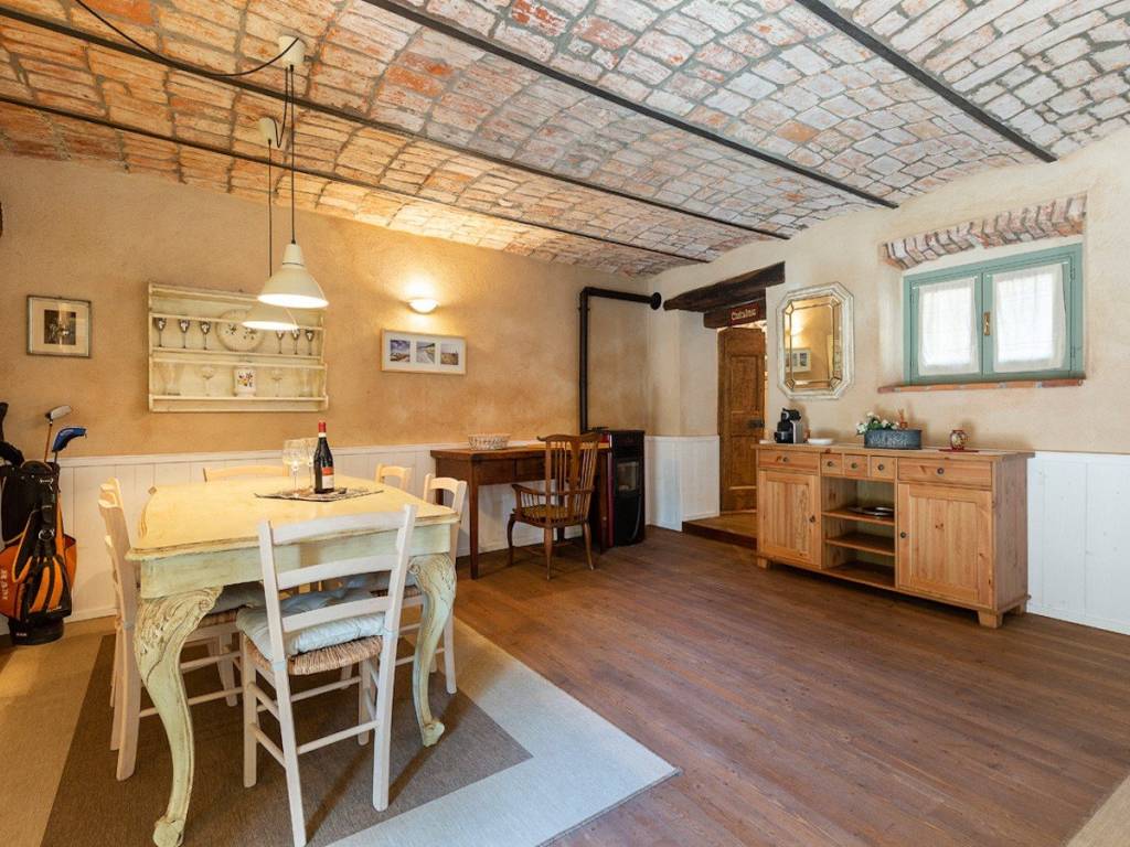 Villa a Bogogno in Via Casale Montecchio, 11 - Foto 3