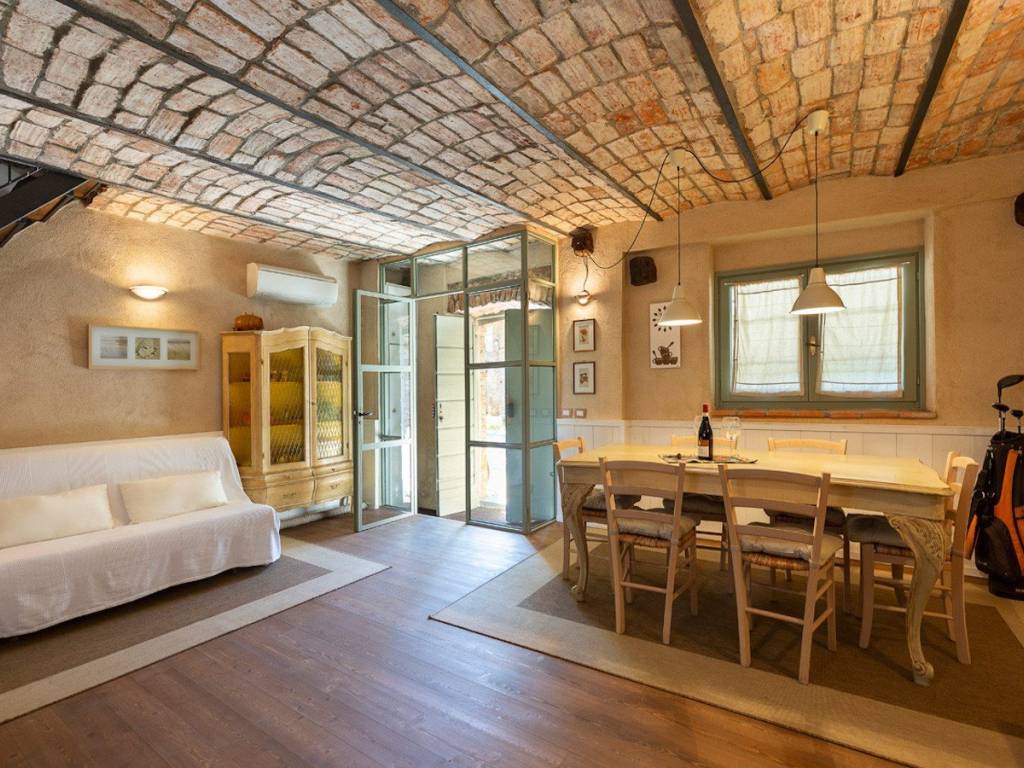 Villa a Bogogno in Via Casale Montecchio, 11 - Foto 5