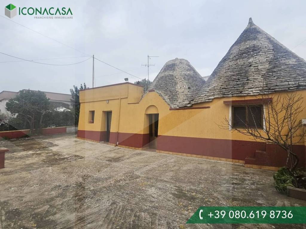 Villa a Martina franca in Strada Alberobello Zona C - Foto 2