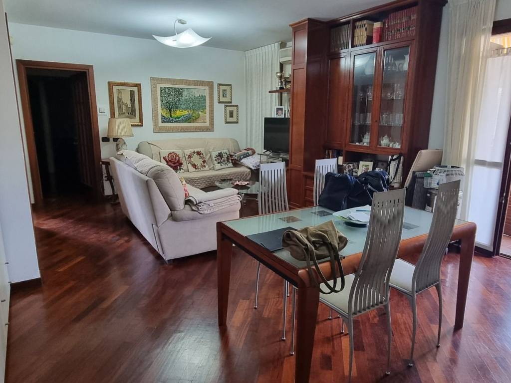 Appartamento a Prato in Via Montalese - Foto 2