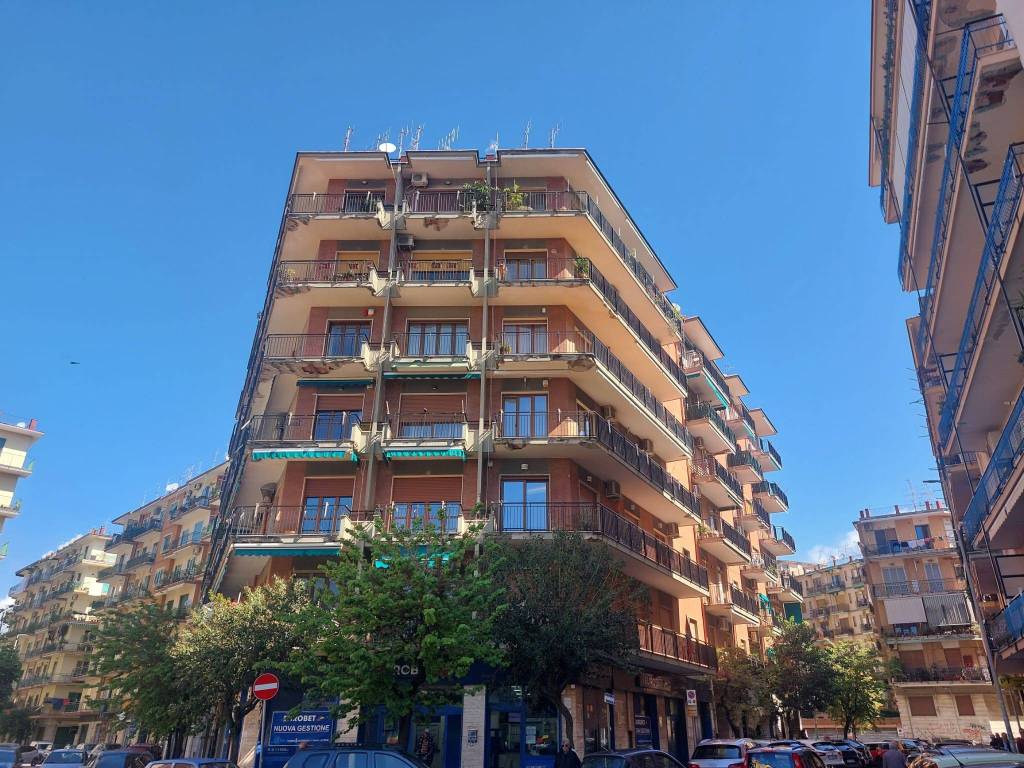 Appartamento a Salerno in Via Fiume - Foto 5