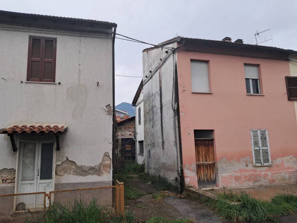 Casa indipendente a Terni in Zona Fiori - Foto 5