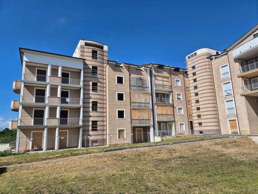 Appartamento a Macerata in Contrada Peschiera - Foto 2