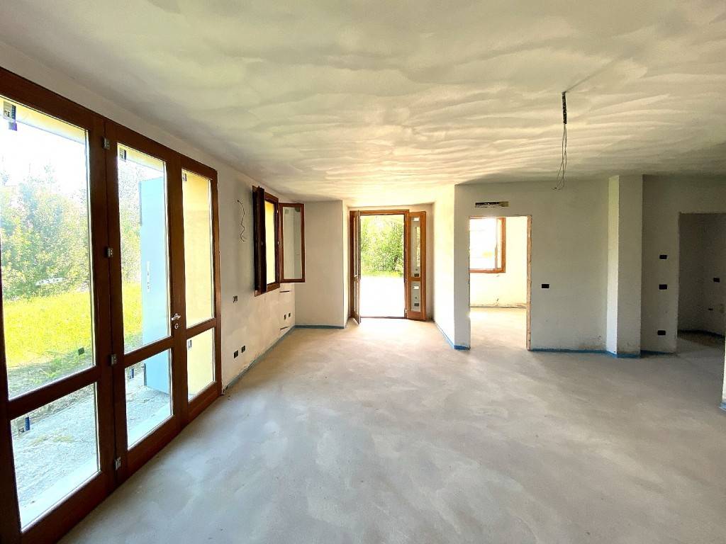 Villa a Finale emilia in Via Per Ferrara, 10 - Foto 2