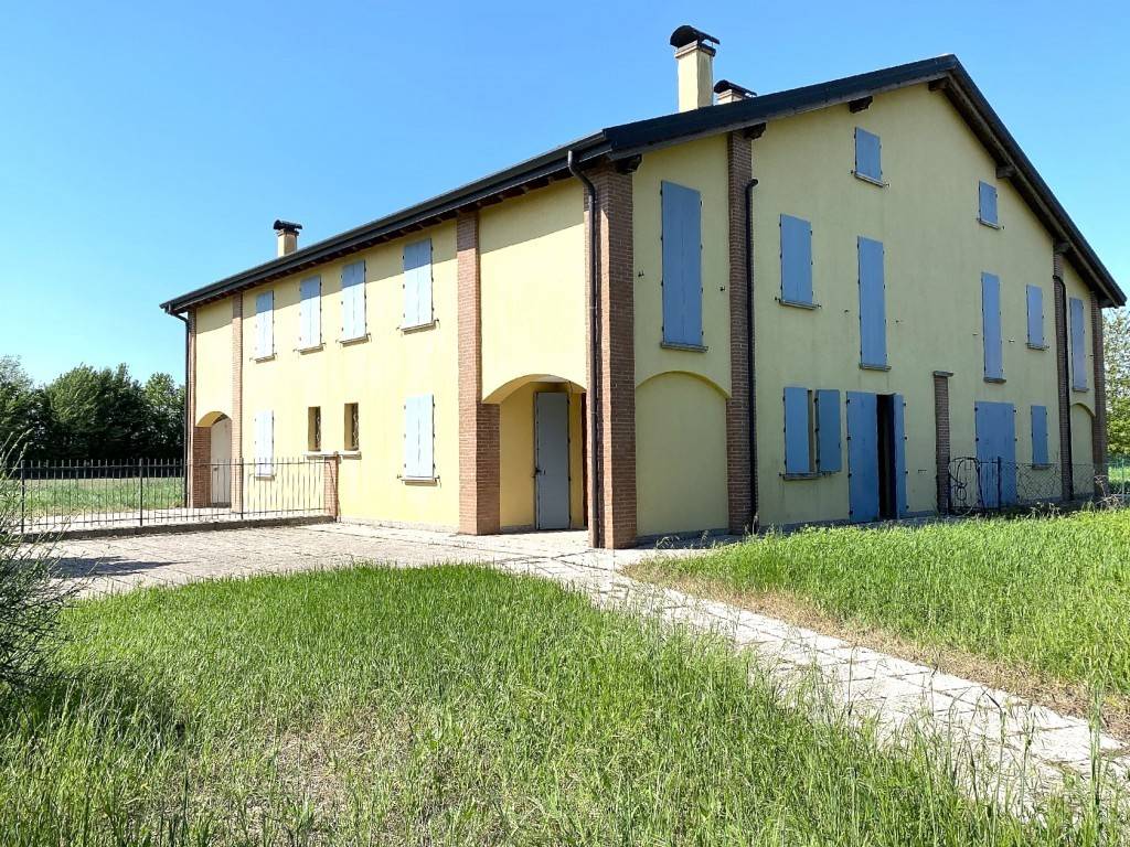 Villa a Finale emilia in Via Per Ferrara, 10 - Foto 5