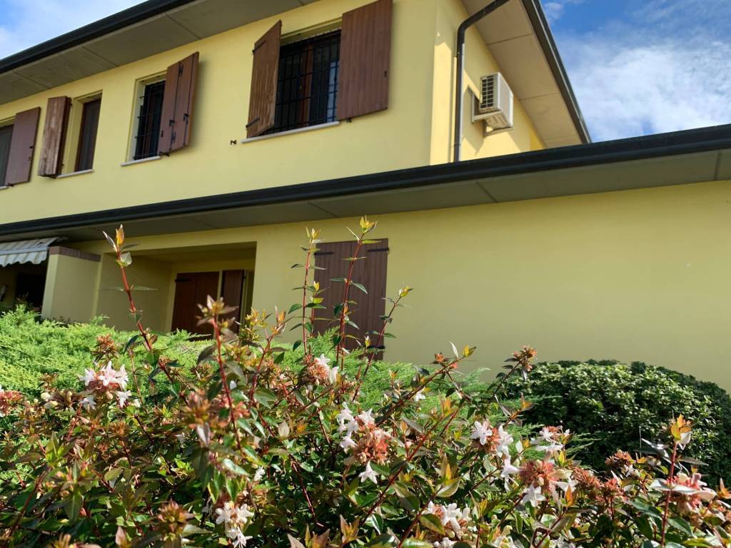 Villetta a schiera a Curtatone in Via Governolo, 19 - Foto 4
