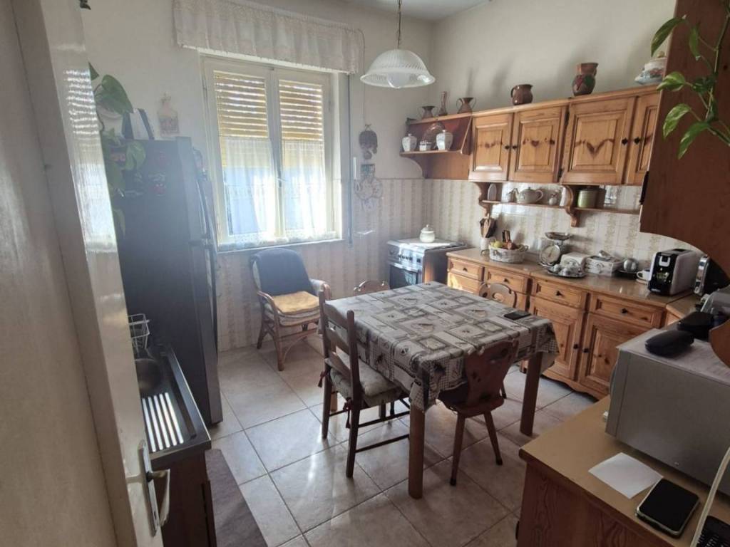 Appartamento a Fara in sabina in Via 21 Aprile, 1 - Foto 2