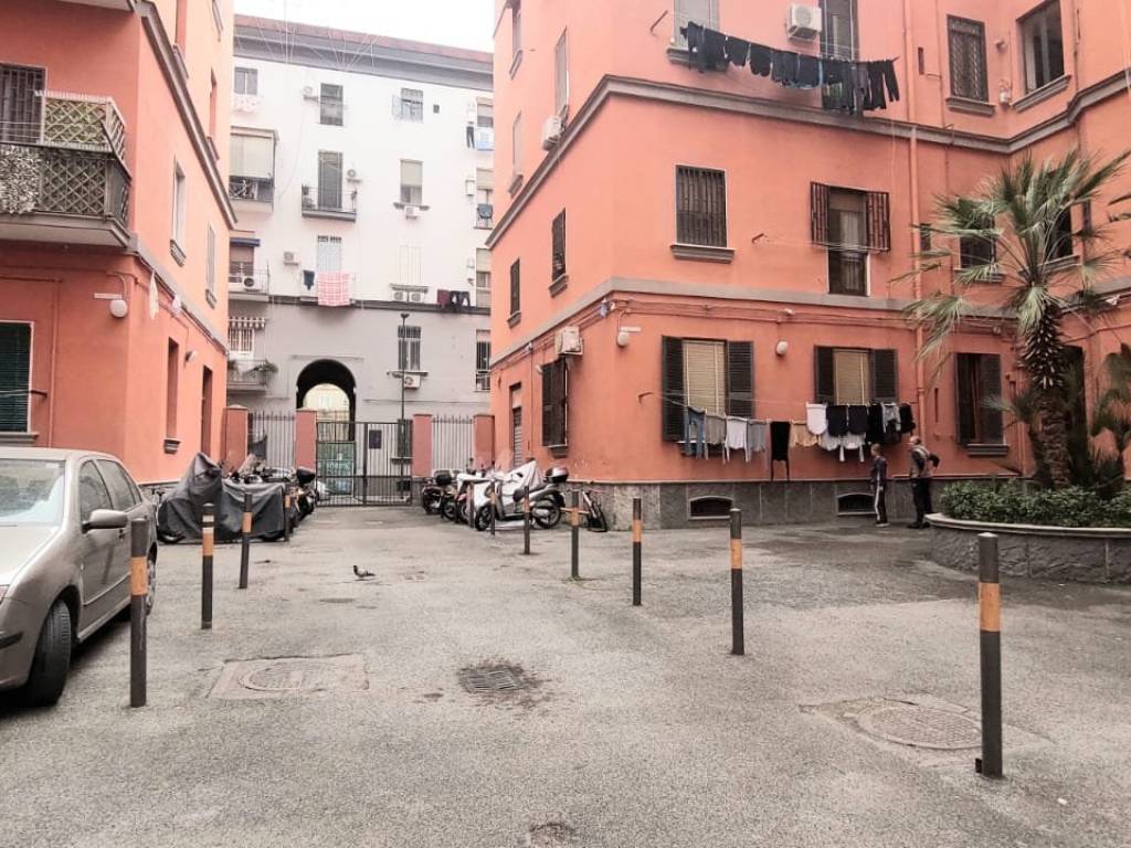 Appartamento a Napoli in Via Enrico Arlotta - Foto 4