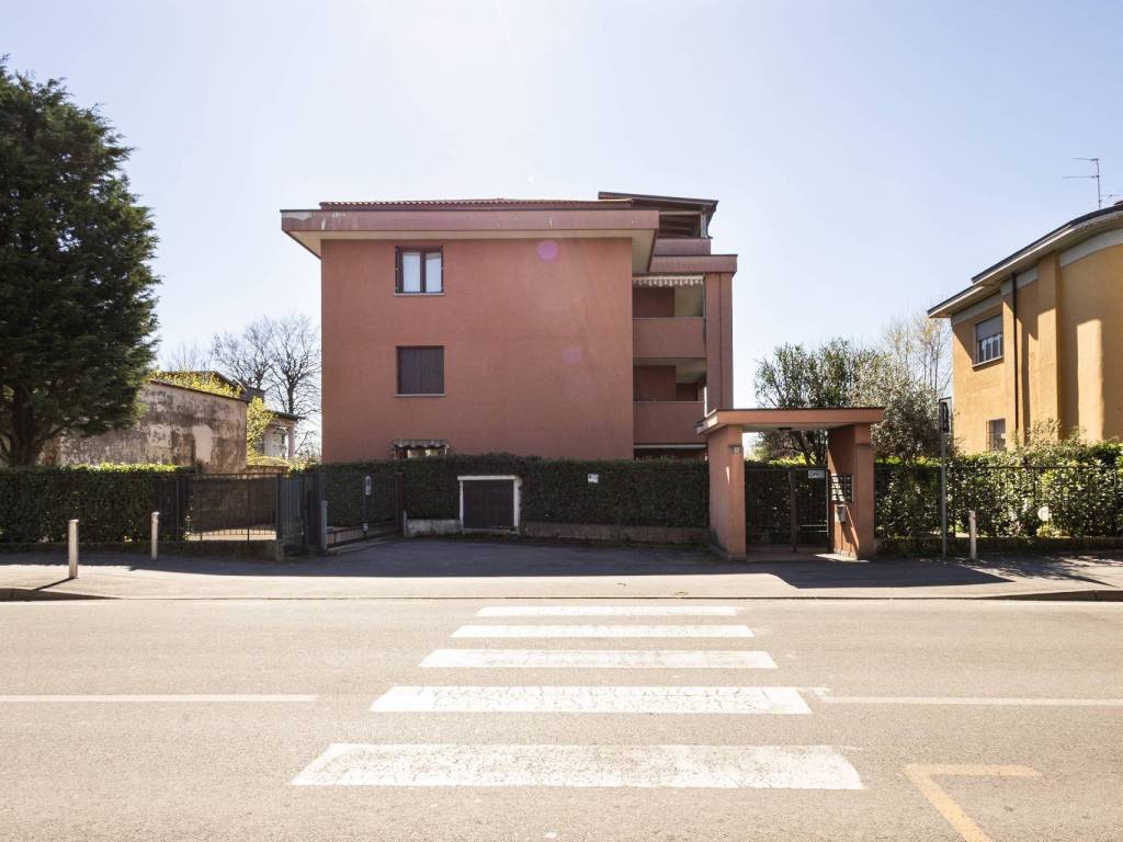 Appartamento a Desio in Via Umberto Tagliabue, 62 - Foto 2