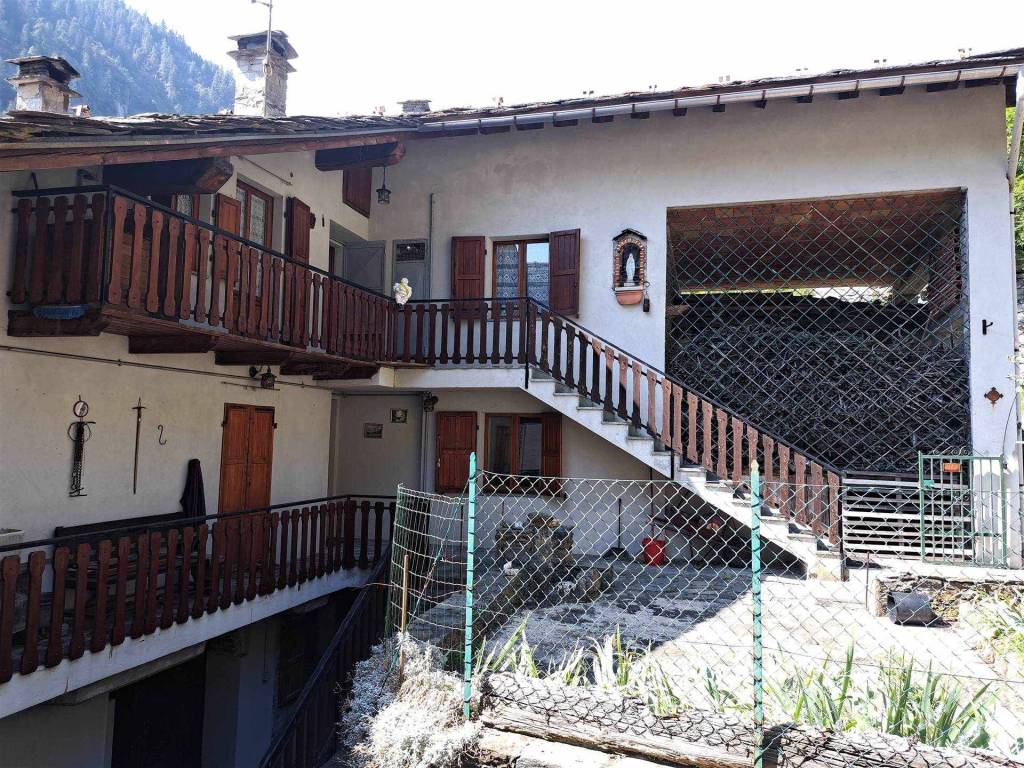 Appartamento a Champorcher in Frazione Dogier , 3 - Foto 2