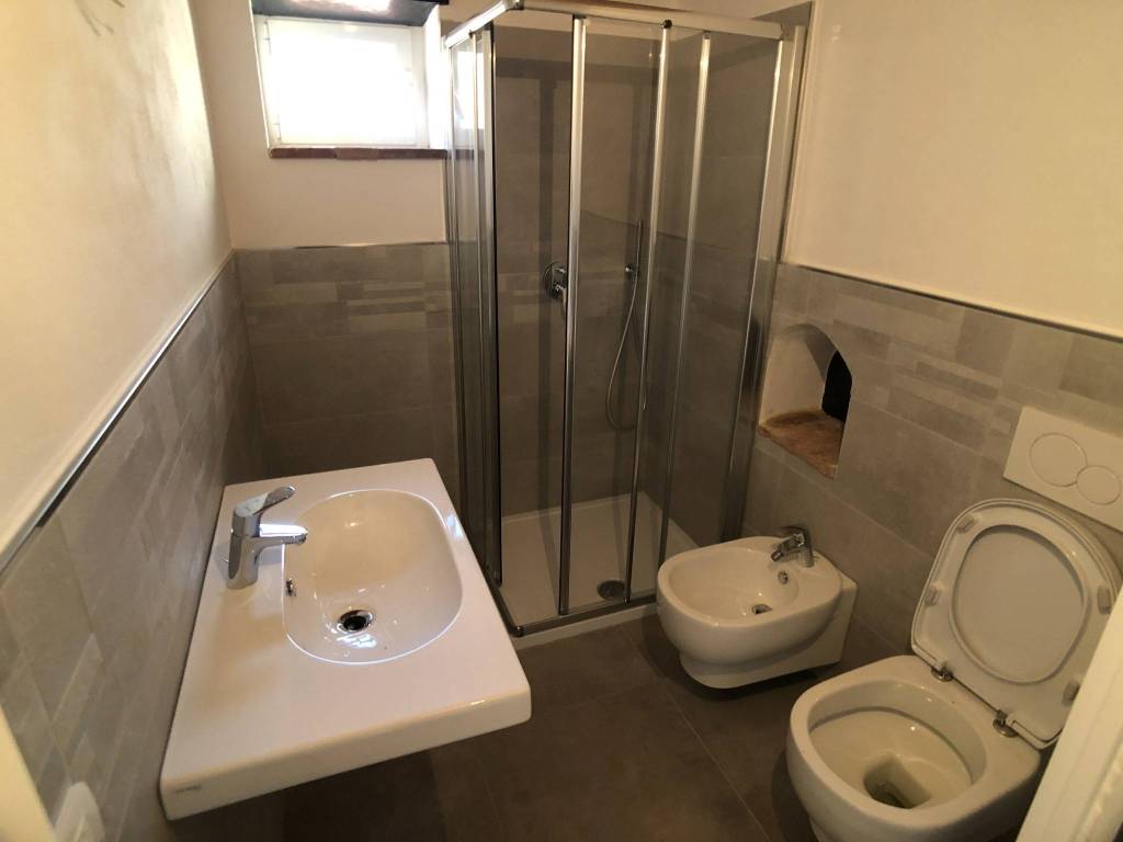 Appartamento a Spotorno in Via Demaestri - Foto 5