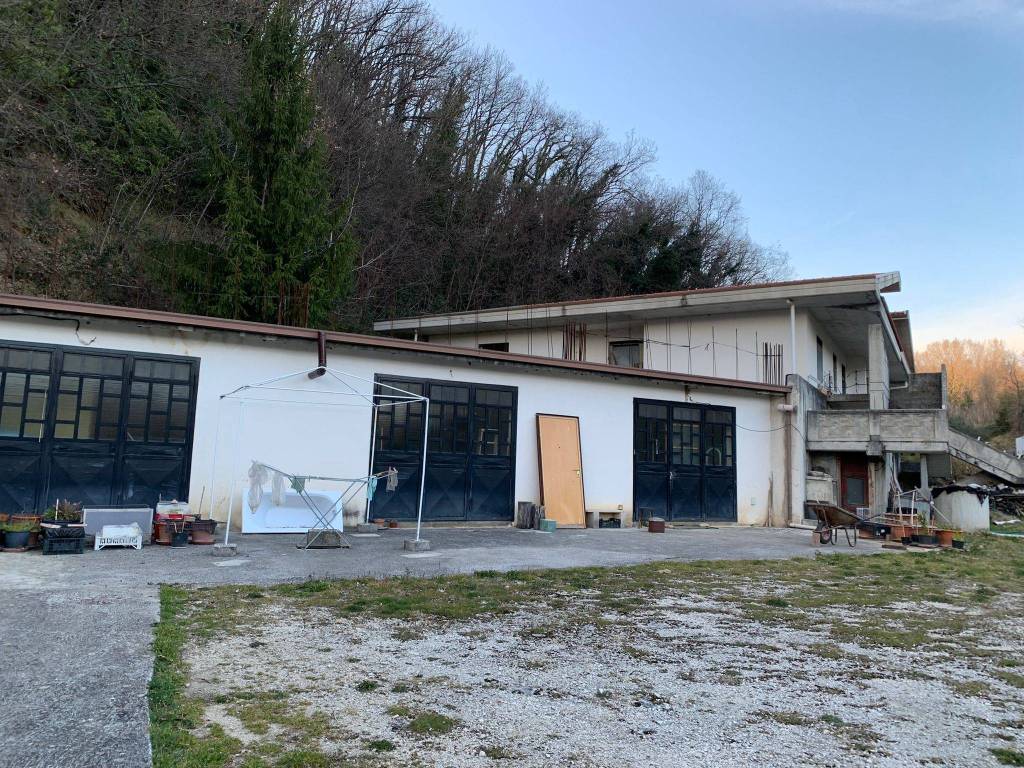 Villa a Isernia in Contrada Annunziata Lunga - Foto 3