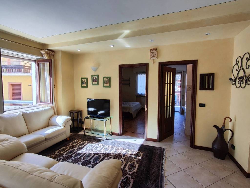 Appartamento a Limone piemonte in Piazza San Sebastiano - Foto 2