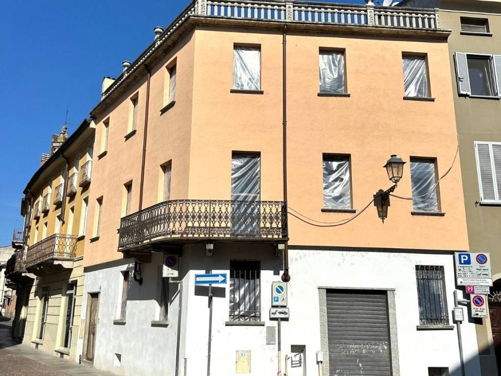 Palazzo / stabile a Casale monferrato in Via Paleologi, 20 - Foto 2