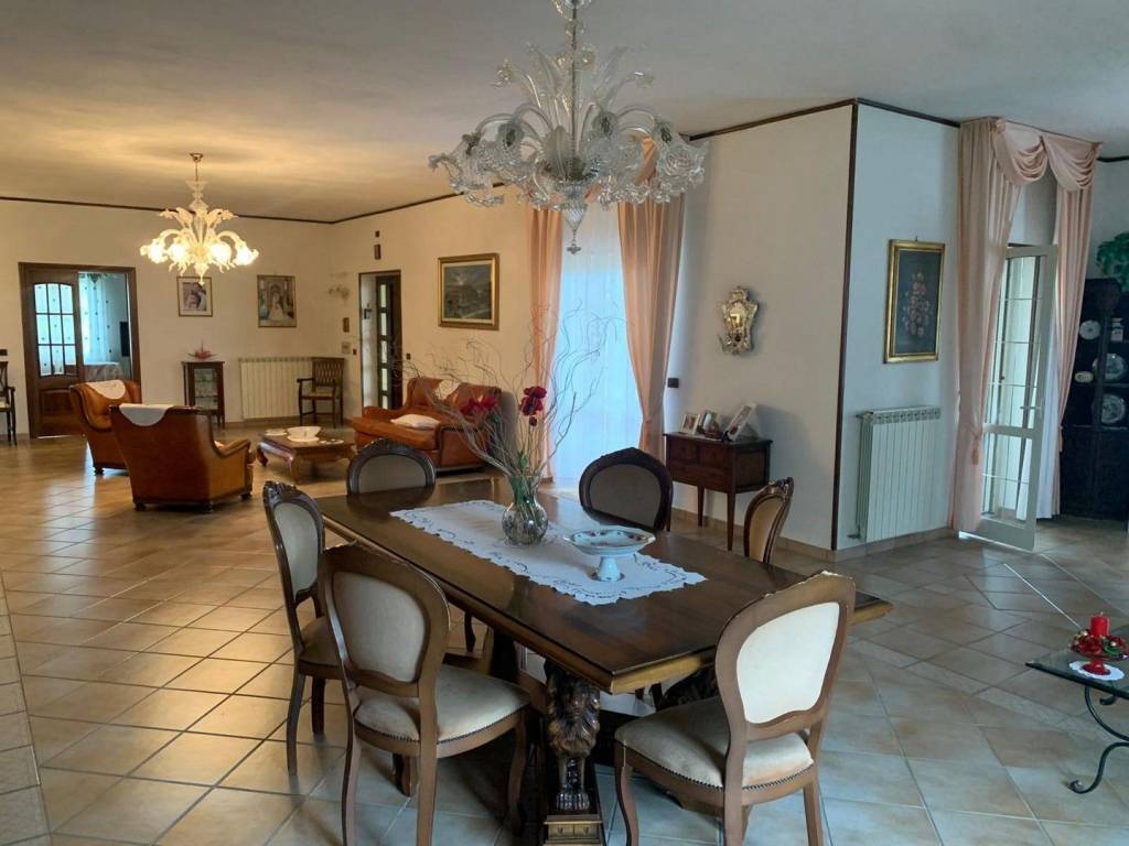 Villa a Vetralla in Strada Norchia, 61 - Foto 3