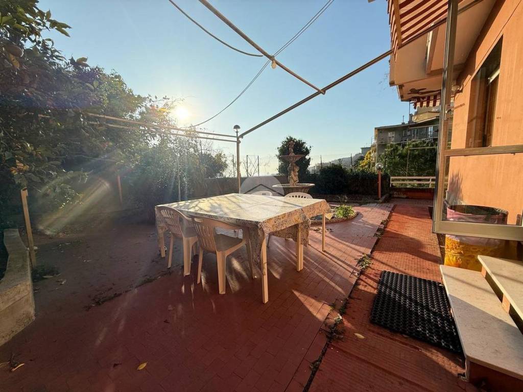 Appartamento a Genova in Via Pasquale Berghini, 35 - Foto 5